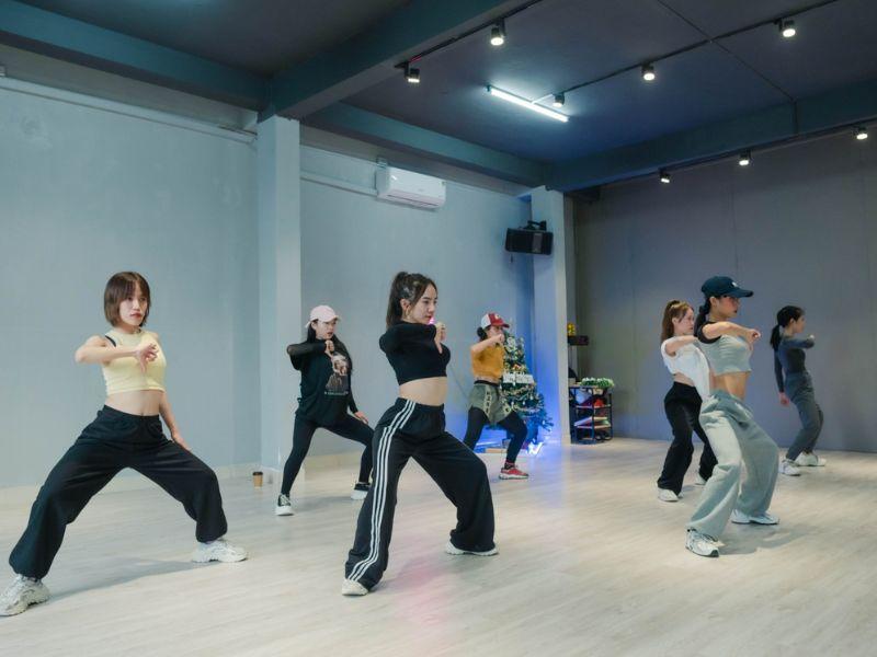 Trung tâm TDT Event mang đến cho học viên lớp học Kpop chuyên nghiệp