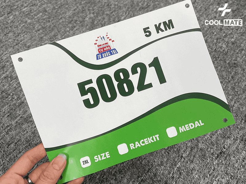 Bước 1: Kiểm tra th&ocirc;ng tin tr&ecirc;n bib chạy