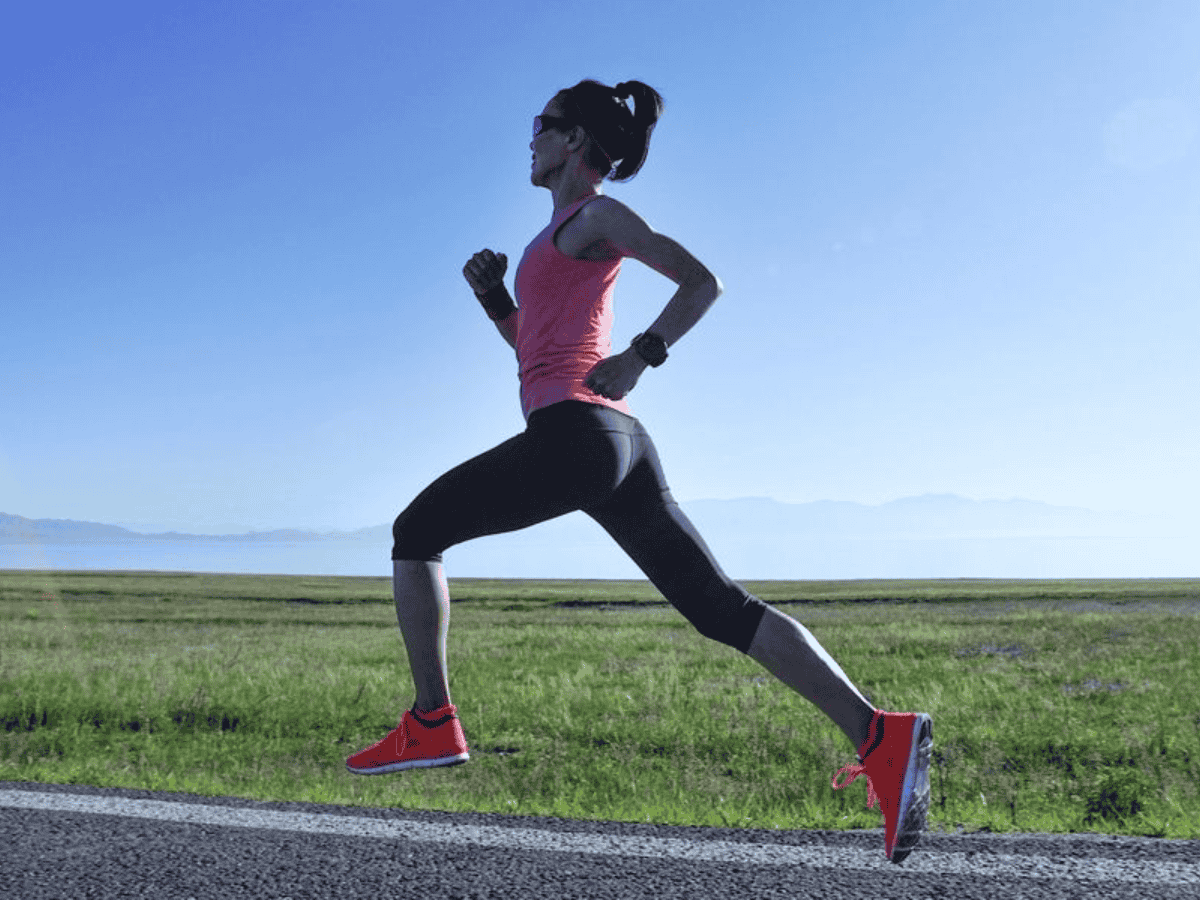 Nên thở với tốc độ phù hợp với quá trình chạy 