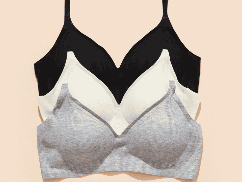 Bralette là lựa chọn hoàn hảo cho những kiểu áo dây hở nhẹ hoặc cần điểm nhấn