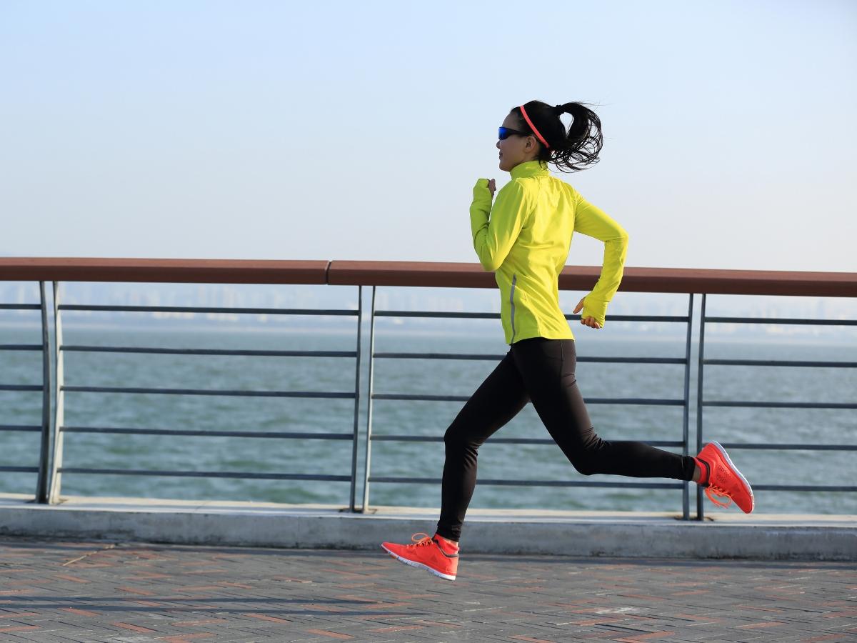Người chạy tempo run trung bộ