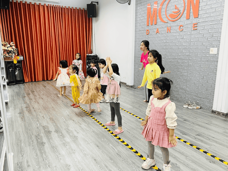 Moon Talent mang đến môi trường học tập đa dạng và chuyên nghiệp