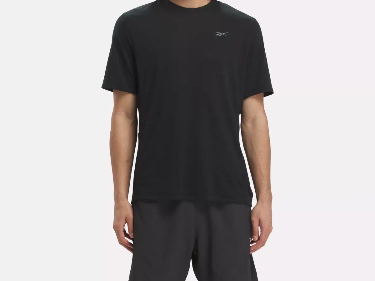 Đồ reebok với đa dạng mẫu mã, màu sắc và thiết kế