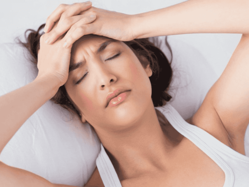 Mức độ stress và mất ngủ có tác động đến cơ bụng