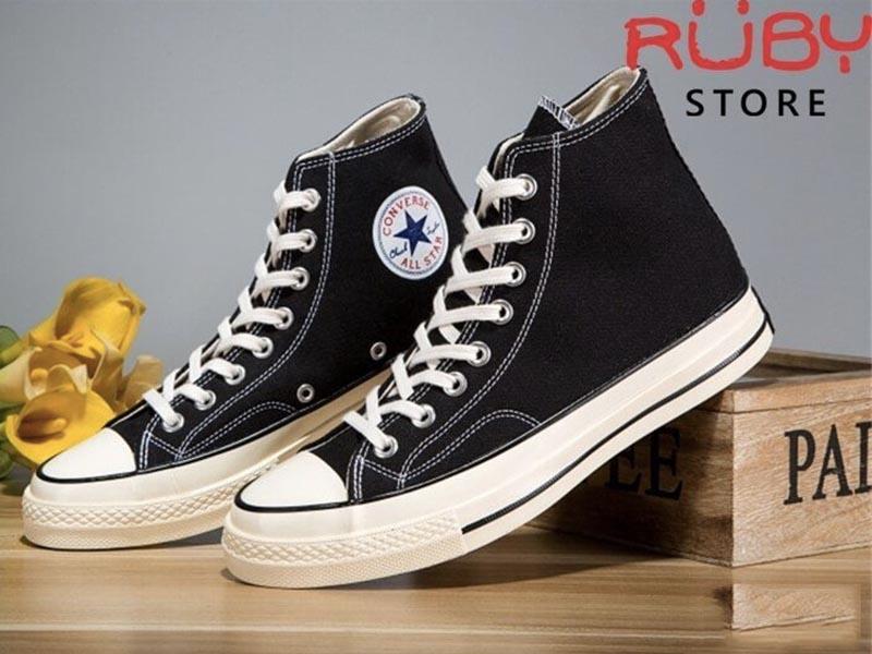 cach-nhan-biet-giay-converse-that-gia-chuan-nhat