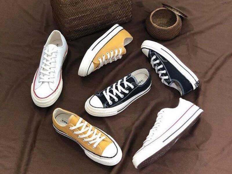 cach-nhan-biet-giay-converse-that-gia-chuan-nhat