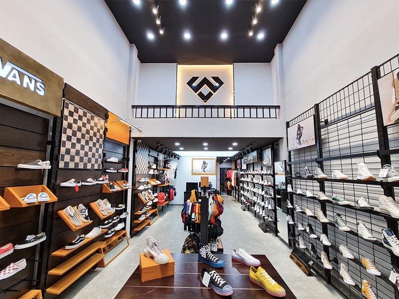 cach-nhan-biet-giay-converse-that-gia-chuan-nhat