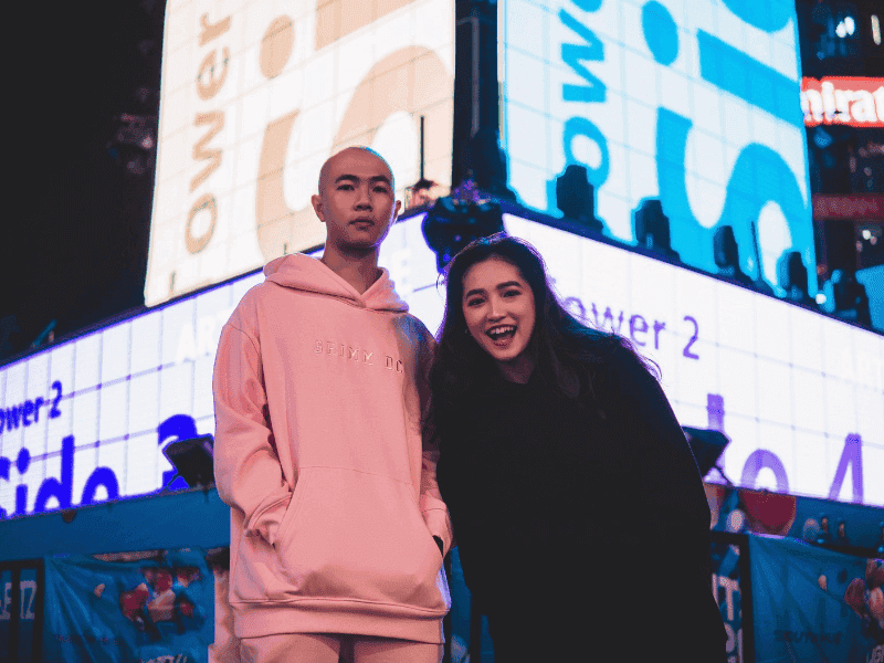 Hoodie hồng Local Brand Grimm DC