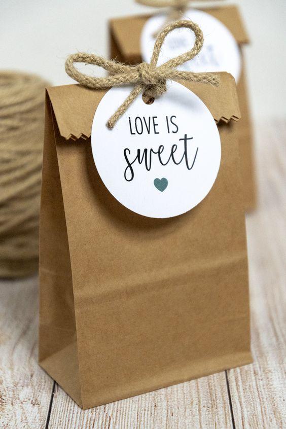 Nếu không biết ngày 8/3 nên tặng gì hãy tặng đồ handmade