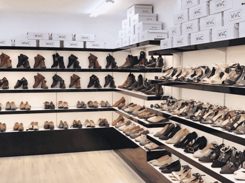 shop-giay-sneaker-tp-hcm