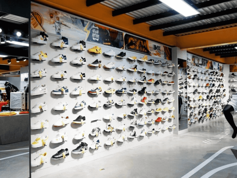 shop-giay-sneaker-tp-hcm