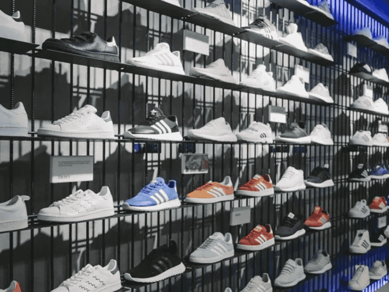 shop-giay-sneaker-tp-hcm