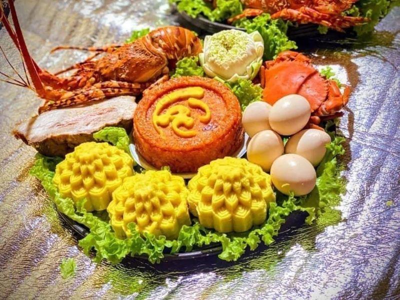 Minh hoạ một mân cỗ “Tam Sên"