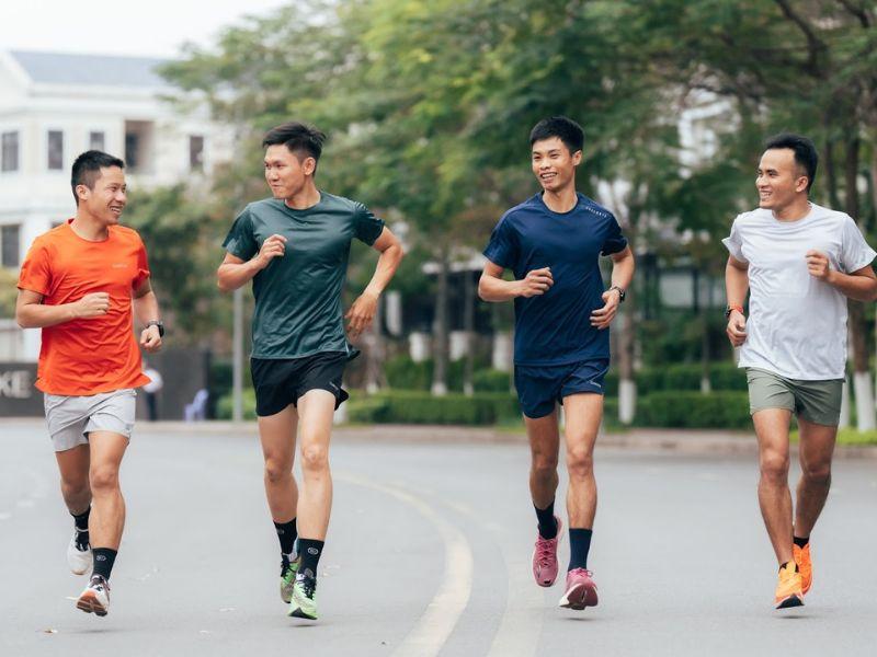 BST quần áo chạy bộ Coolmate với những sản phẩm nhiều màu sắc