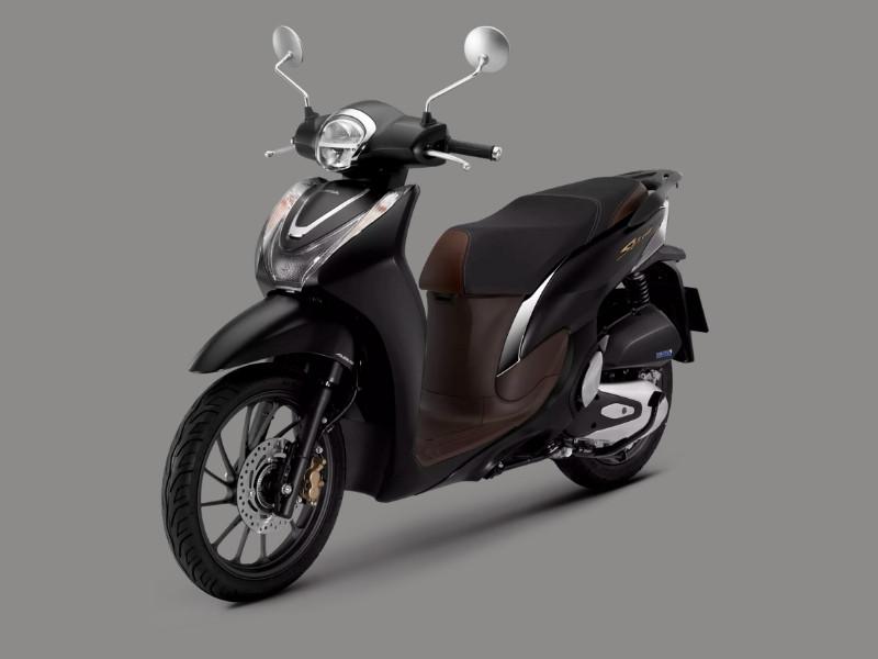 Phối màu bạc với đen
