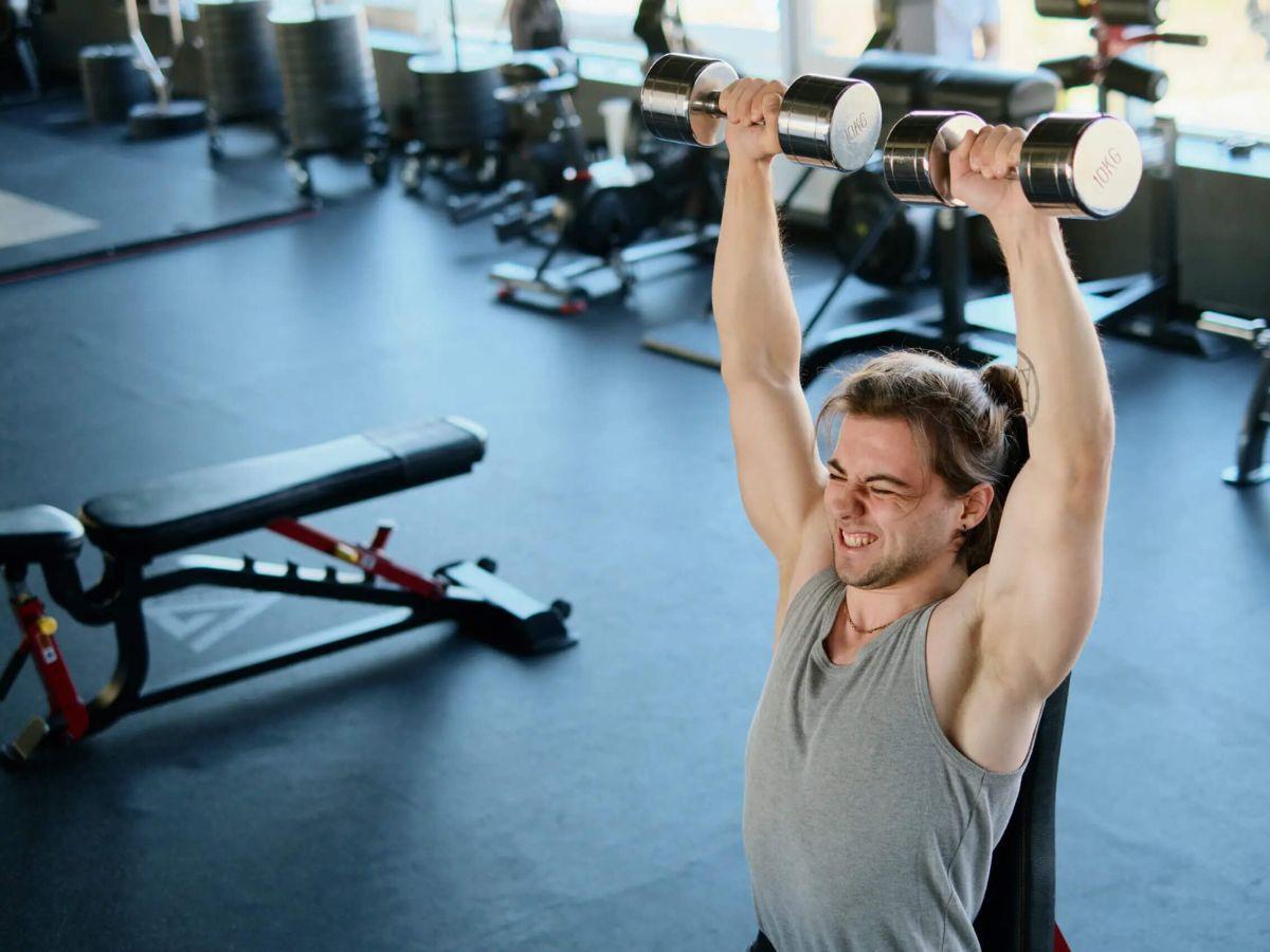 Dần làm quen với các thiết bị hỗ trợ luyện tập