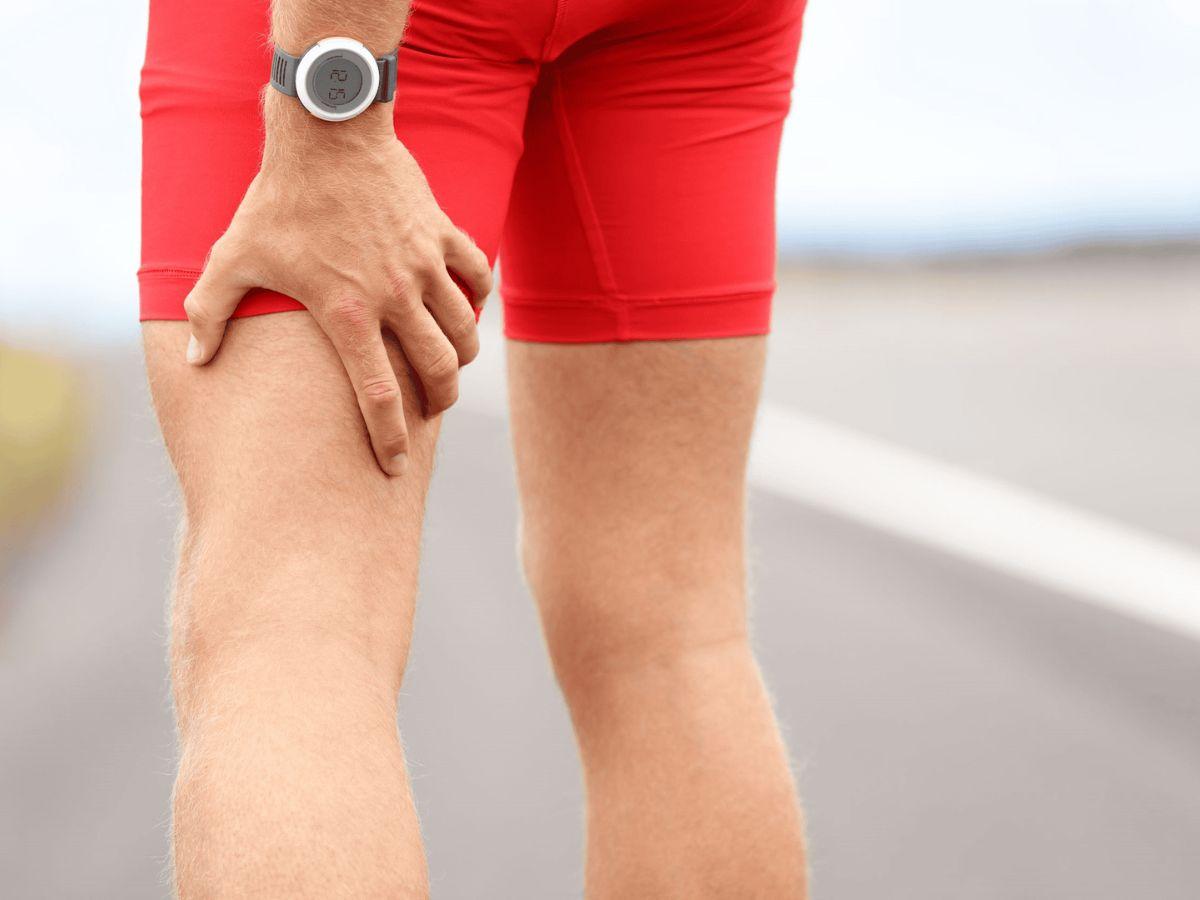 Chấn thương cơ hamstring thường xảy ra ở các cầu thủ chạy tốc độ cao