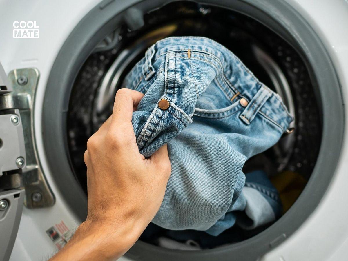 Giặt quần baggy nam bằng máy giặt 