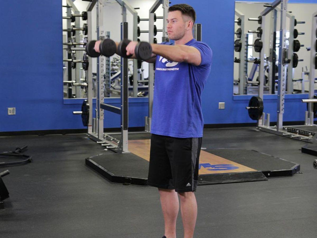 Front raise có cách thực hiện tương tự với Lateral Raise (