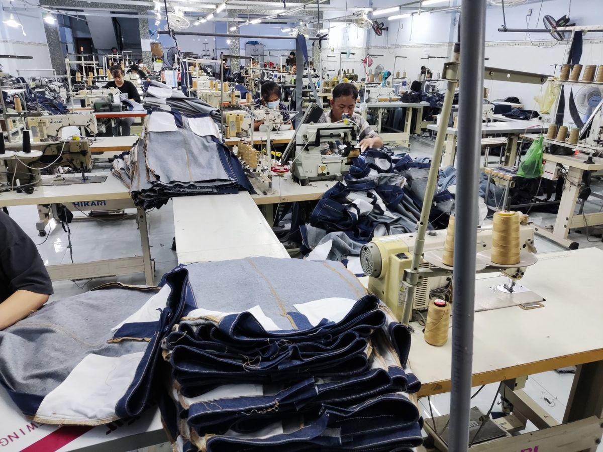 Có 4 công đoạn chính để tạo ra một chiếc quần jean 