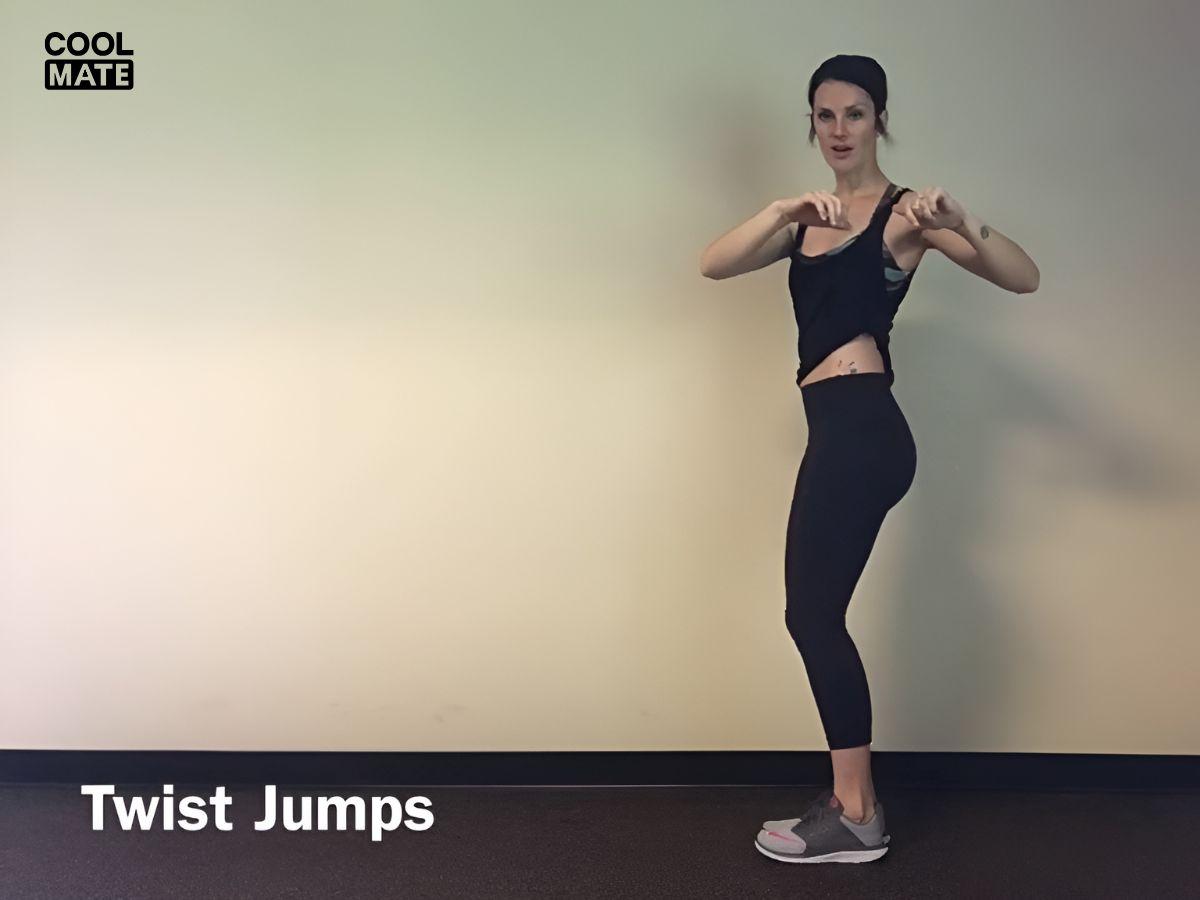 Động tác Jumping Oblique Twist
