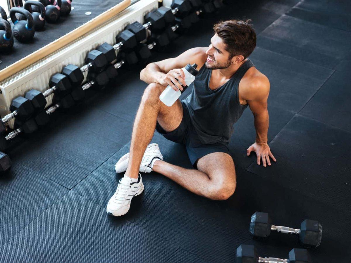 Cơ bắp không phát triển ngay trong lúc tập, mà trong quá trình phục hồi sau khi tập luyện