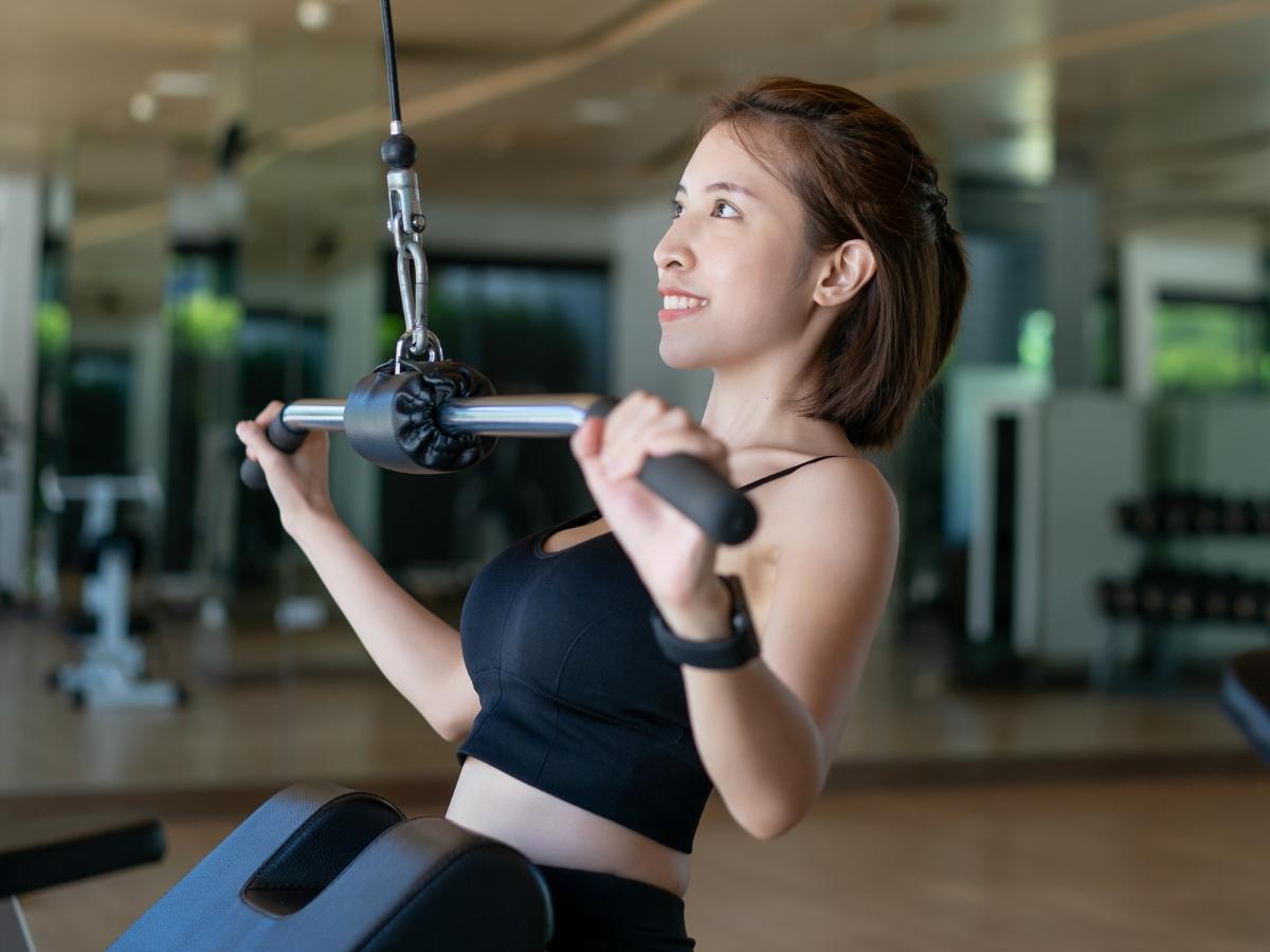 Hạn chế cardio, chỉ nên tập nhẹ để duy trì thể lực và tránh tiêu hao quá nhiều năng lượng