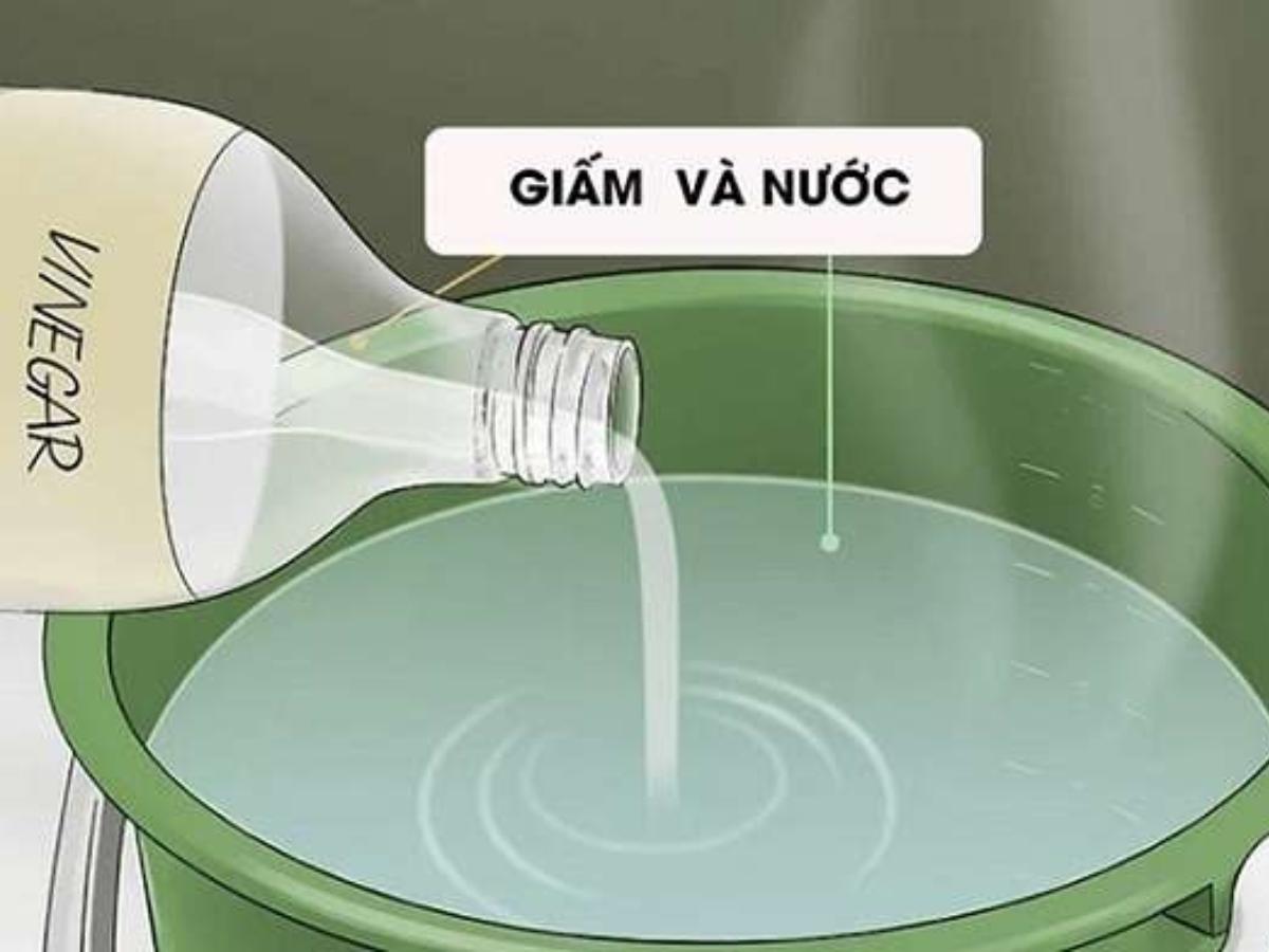 Cách bảo quản quần kaki túi hộp bằng giấm và nước 