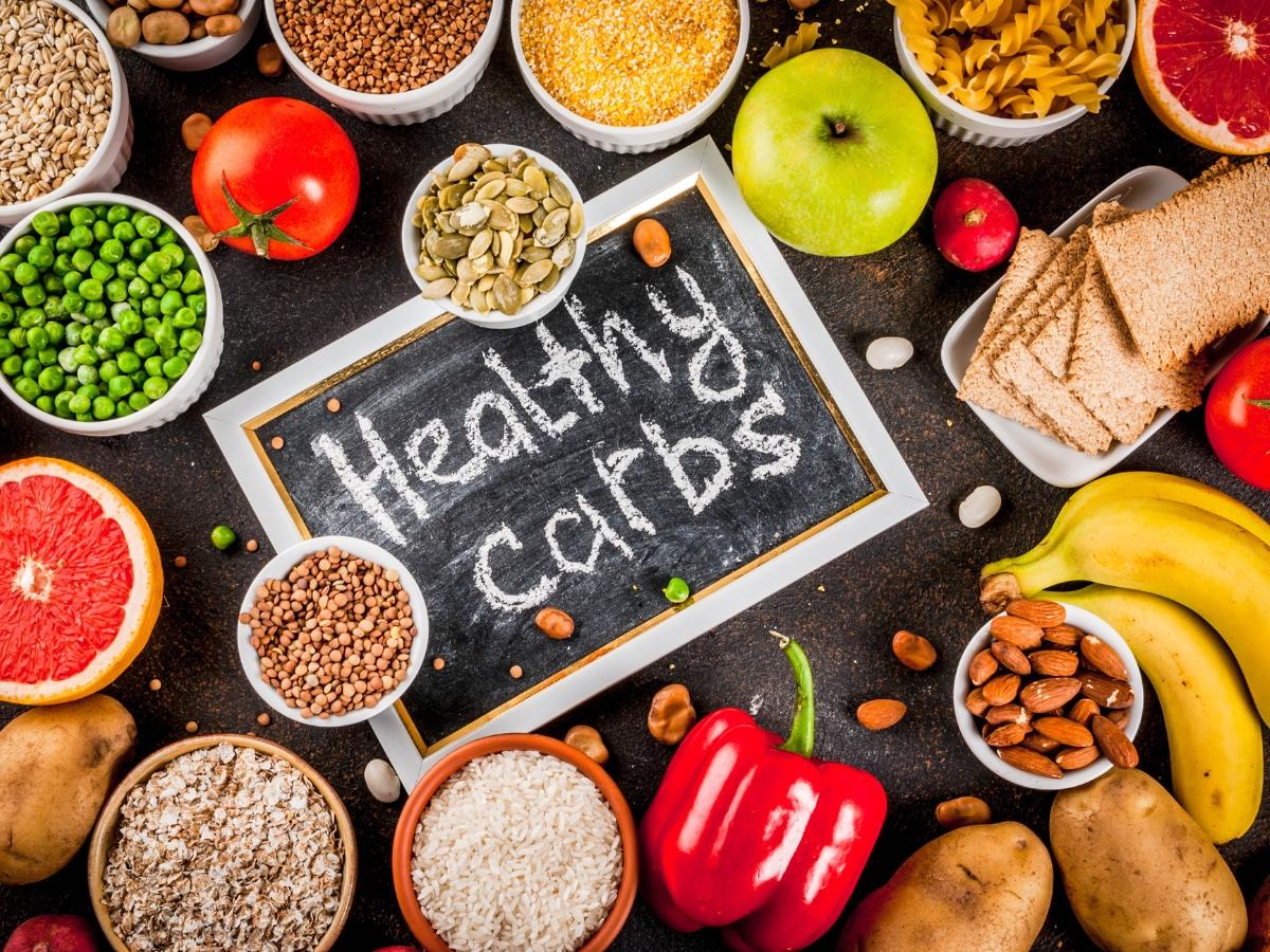 Gạo lứt, khoai lang và yến mạch là nguồn carb phức hợp giúp cung cấp năng lượng ổn định