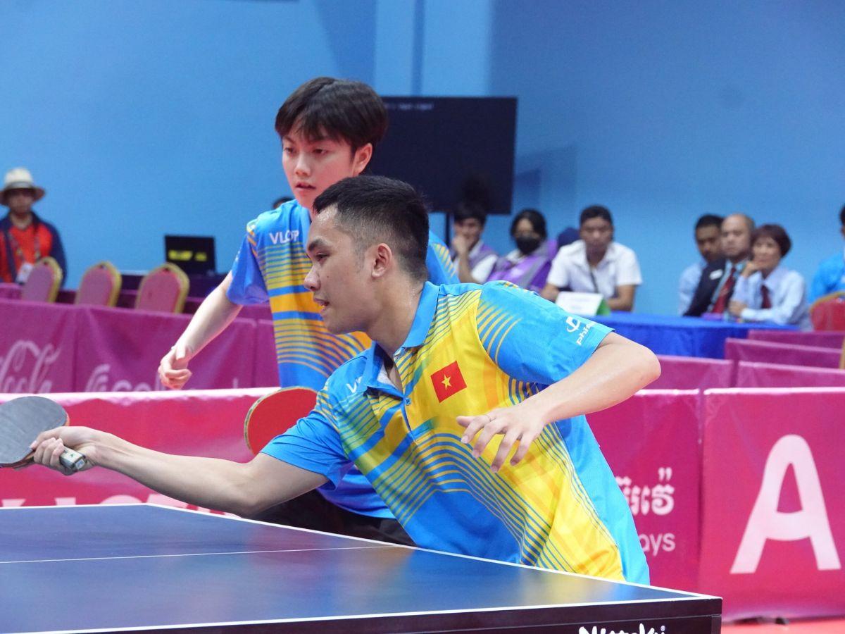 lựa chọn kích cỡ quần áo bóng bàn