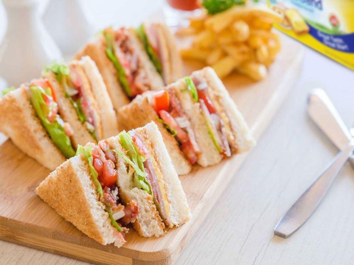 Sử dụng bánh mì sandwich trứng cho bữa sáng nhanh - gọn - nhẹ 