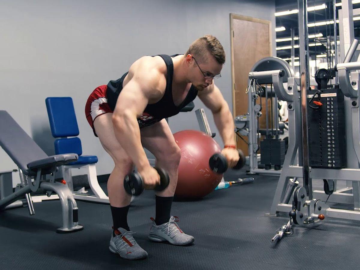 Face Pull với tạ đơn