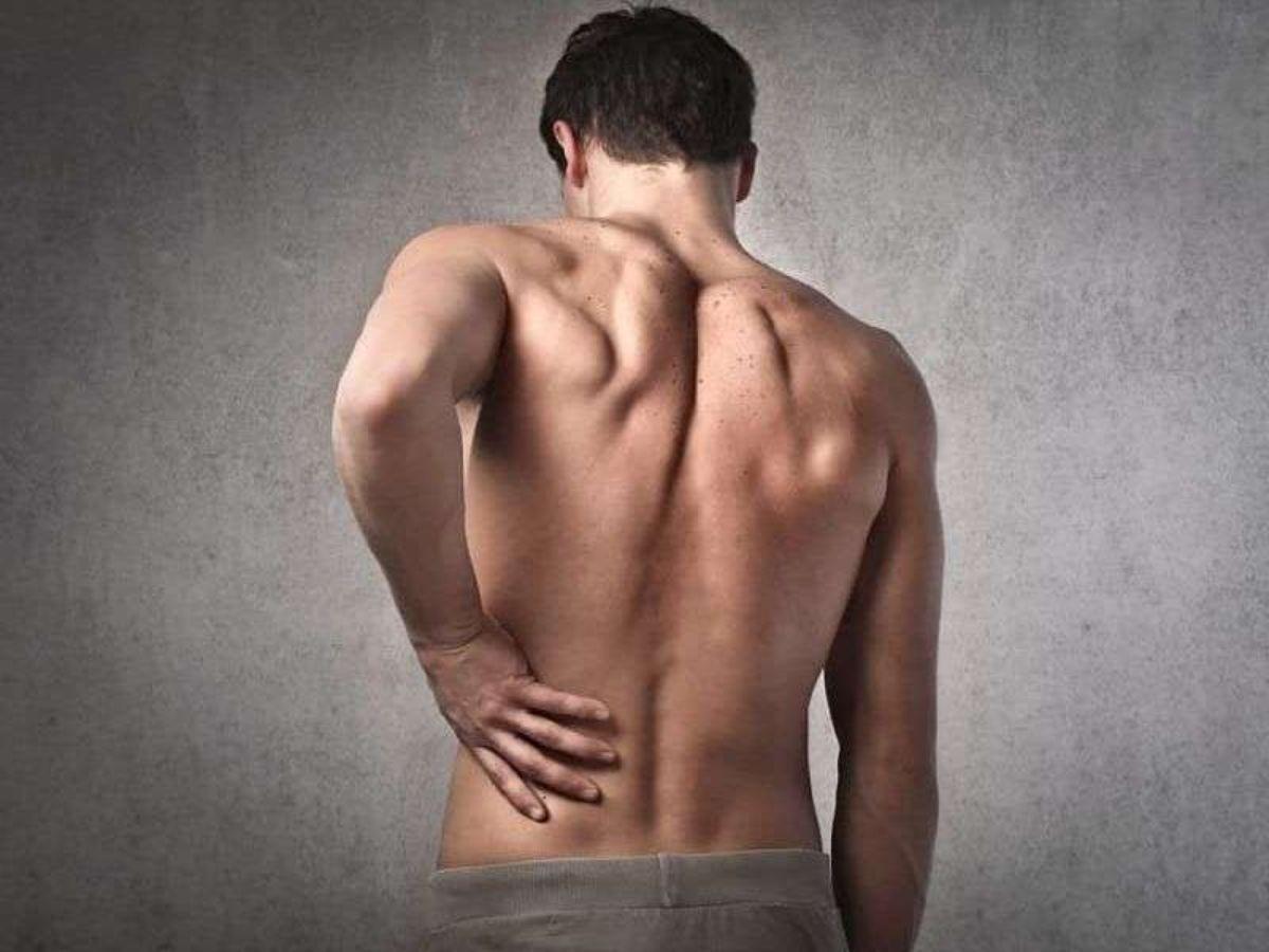  Cần lưu ý các bài tập và tư thế để tránh ảnh hưởng đến cột sống người tập