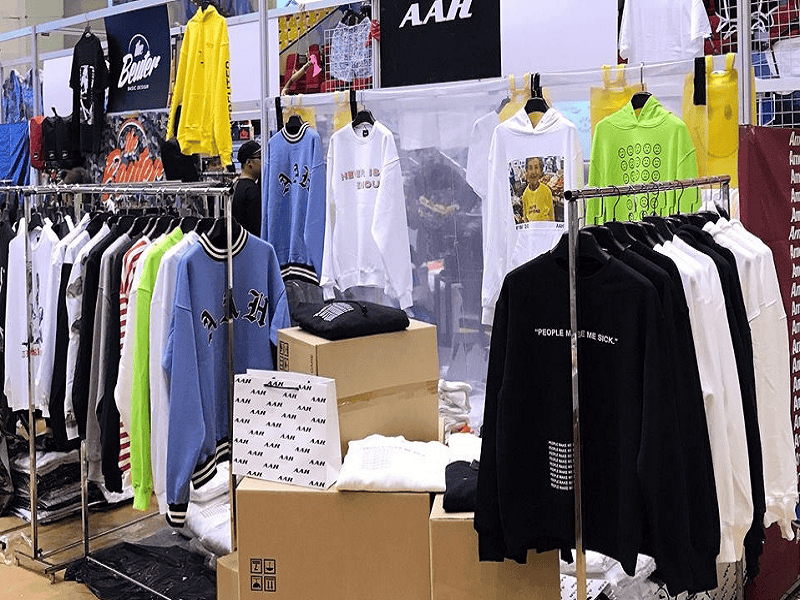 Các mẫu áo Hoodie đôi cực chất và trendy