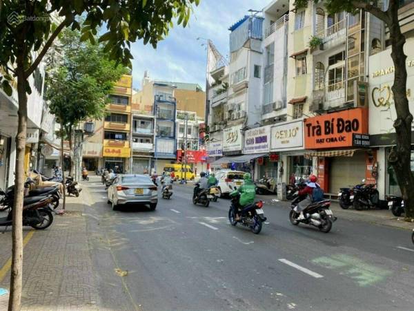 Đường Lý Chính Thắng, Quận 10