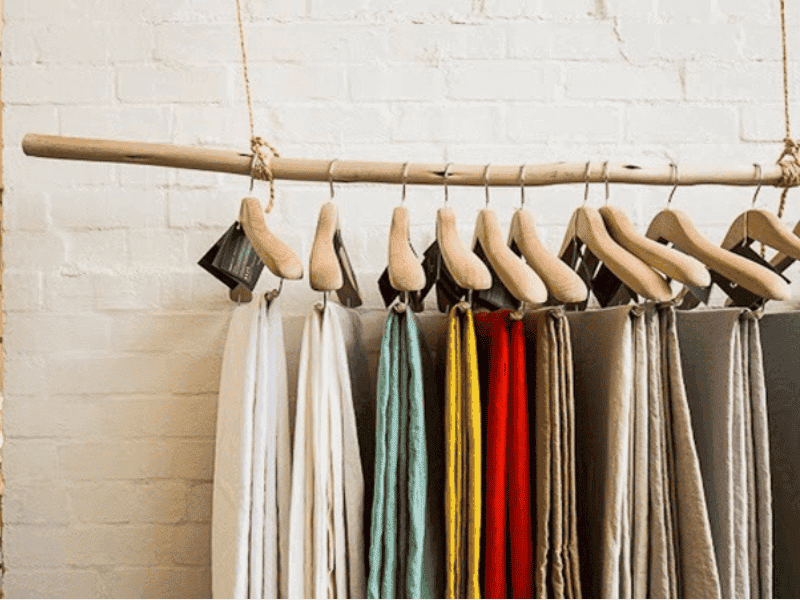 Phơi áo kaki đúng cách