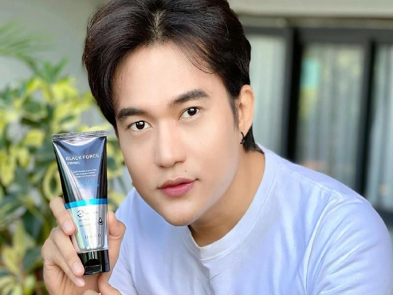 Chọn thương hiệu sữa rửa mặt uy tín