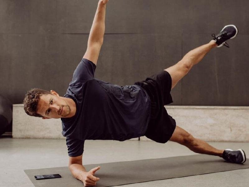 Hướng dẫn tập bài Plank và Side Plank