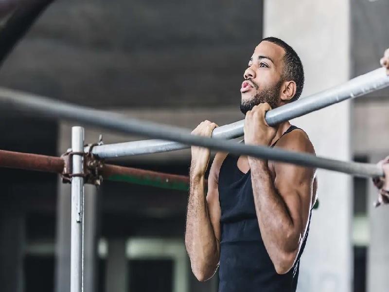 Hướng dẫn tập bài Chin-ups