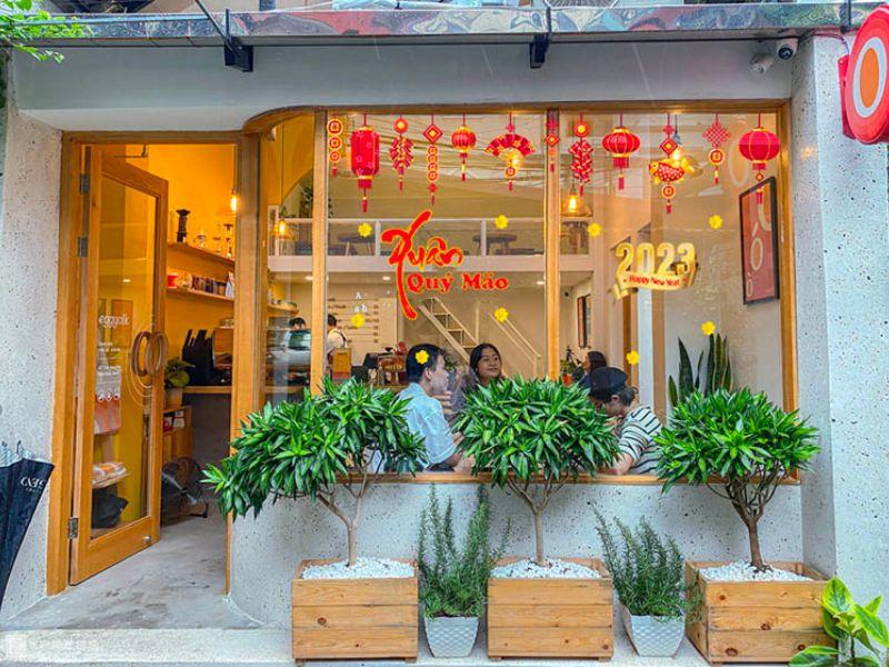 Trang trí với decal