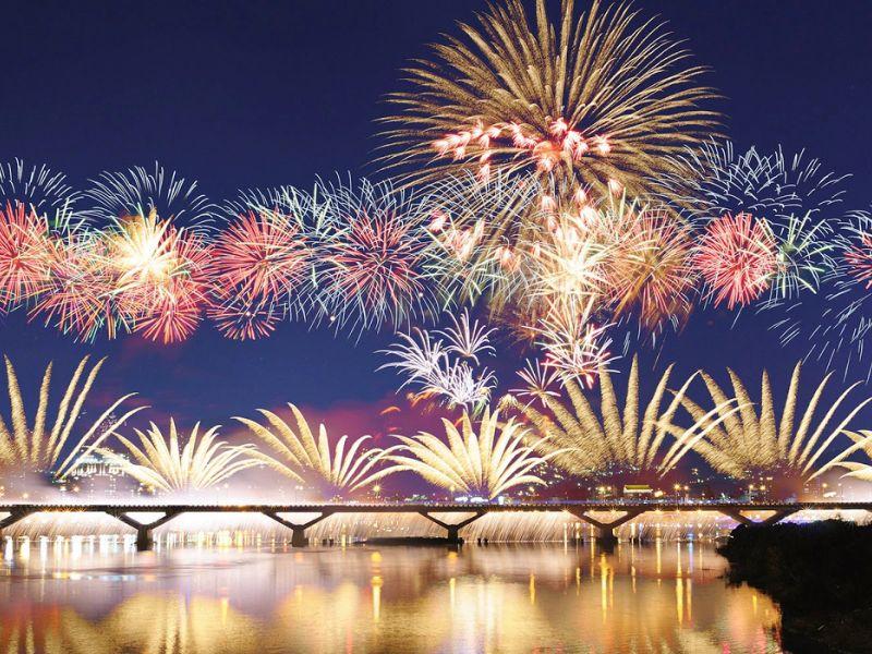 Địa điểm bắn ph&aacute;o hoa Tết tại Đ&agrave; Nẵng