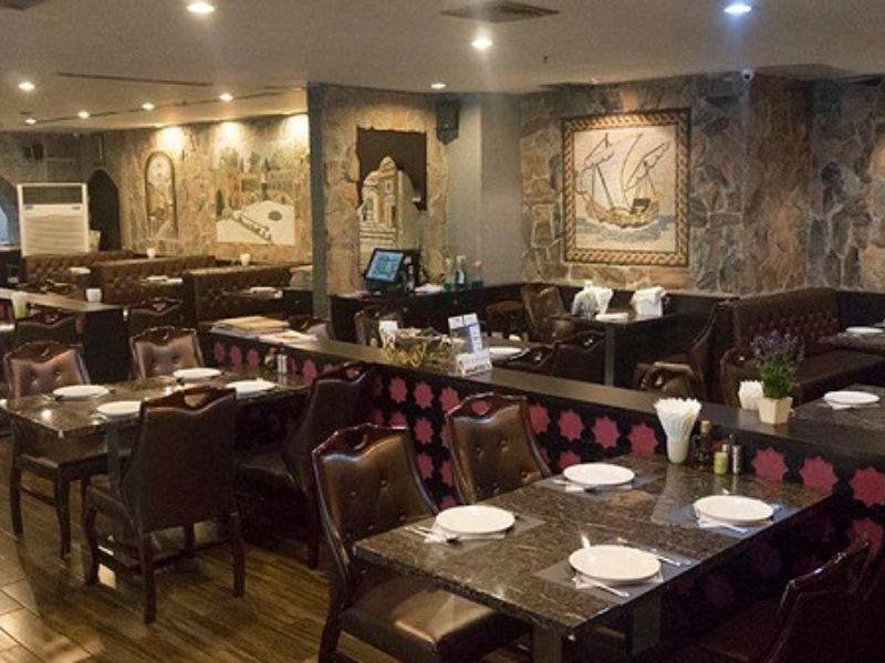 nhà hàng mở xuyên tết tphcm