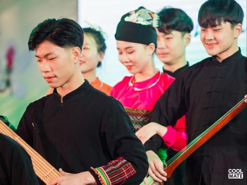 Trang phục nam giới dân tộc Thái