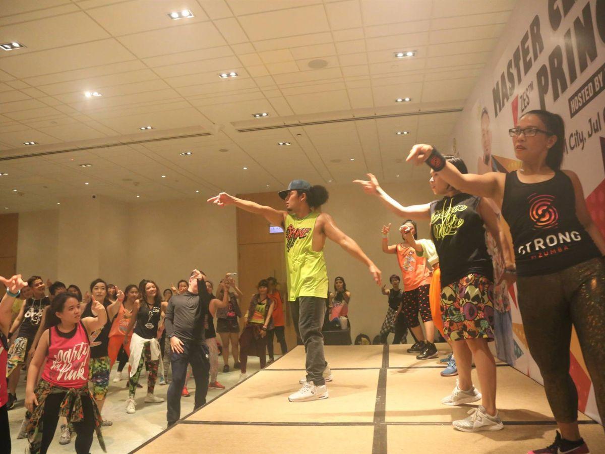 Phòng tập Zfit Zumba Fitness