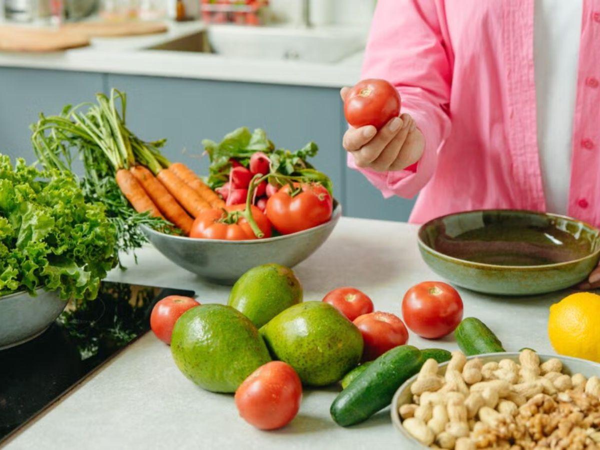 Tập trung vào nhóm sản phẩm ít chế biến trong chế độ Eat Clean