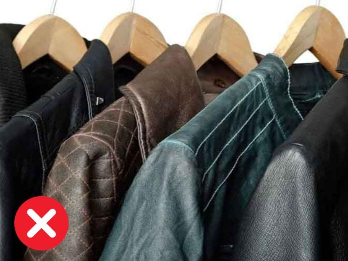 Bảo quản áo khoác da ở nơi rộng rãi