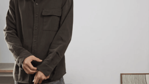 Kiểu xắn tay áo J.crew - Bước 1