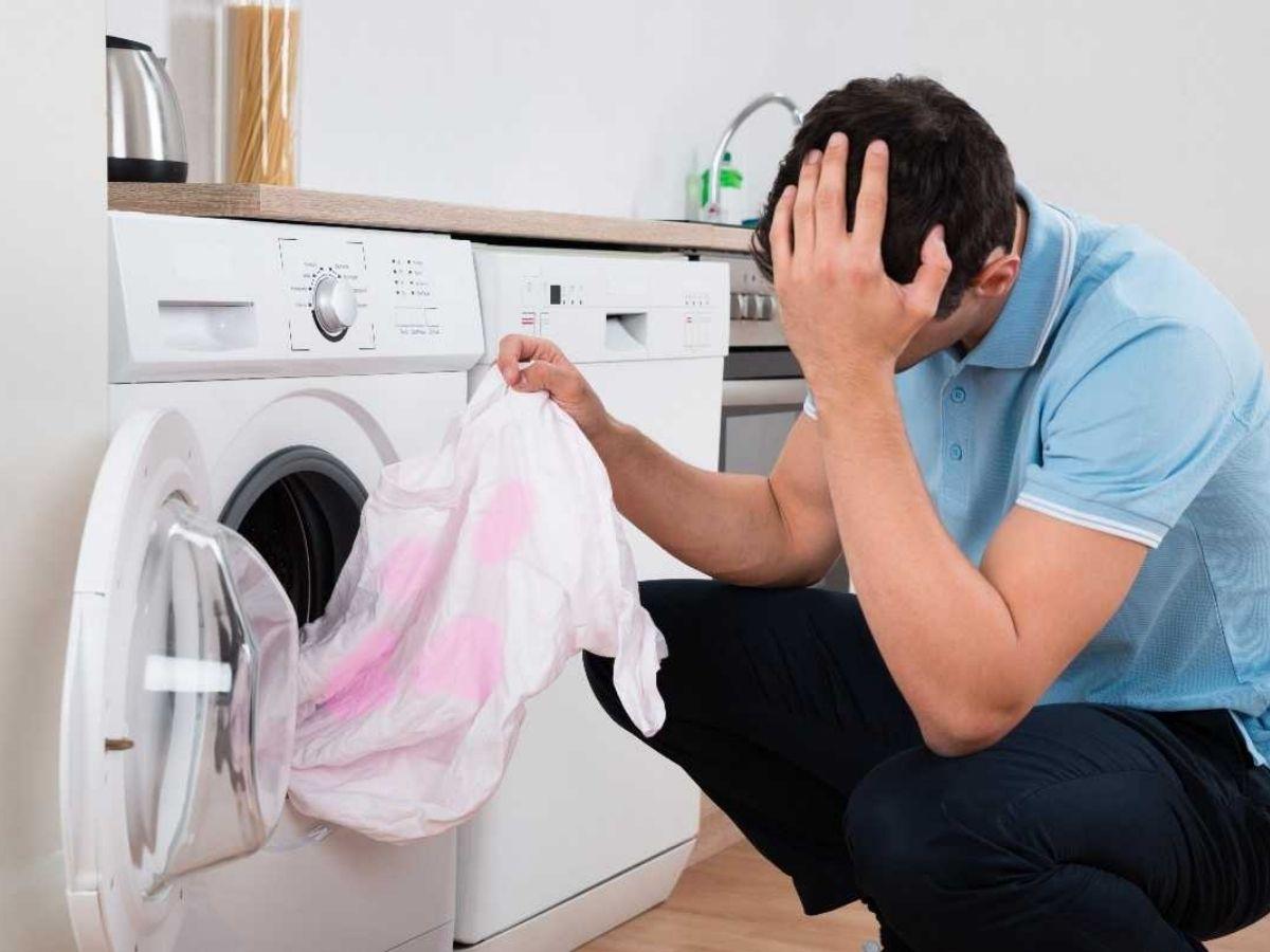 Cách giặt áo sơ mi trắng không bị ngả màu