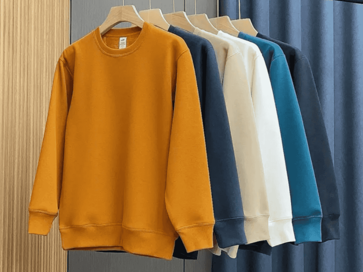 ao-sweater-nam-phoi-do-hop-trend