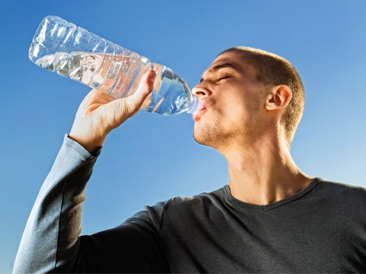 uống nước đủ phòng ngừa Chafing 